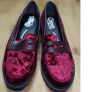 Circus by Sam Edelman Burgundy Velvet Loafers Chunky Sole Slip On 8.5